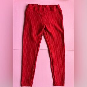 Crimson Textured Elastic Stretch Mid Rise Scrunch Cheeky Leggings